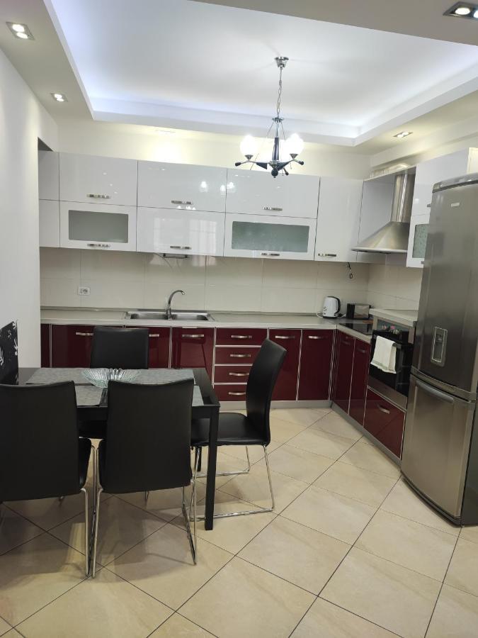 Tirana New Bazaar-Apartment 2 Zewnętrze zdjęcie
